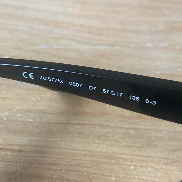 Juicy Couture Sunglasses - Picture 6 of 9